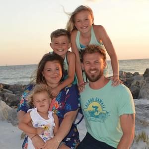 Meet your Posher, Alexis